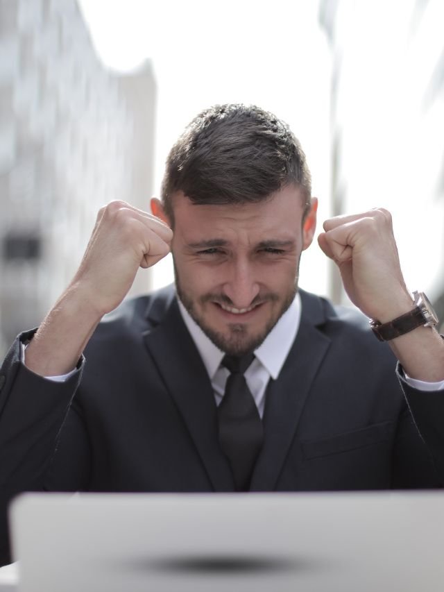 Read more about the article 7 Secrets to Shine with Unstoppable Confidence